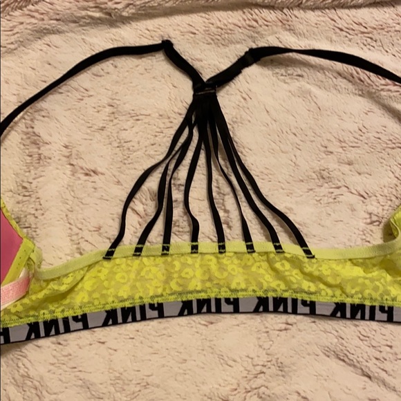 PINK Victoria’s Secret Push Up Pigeonnant 36C - Picture 5 of 7